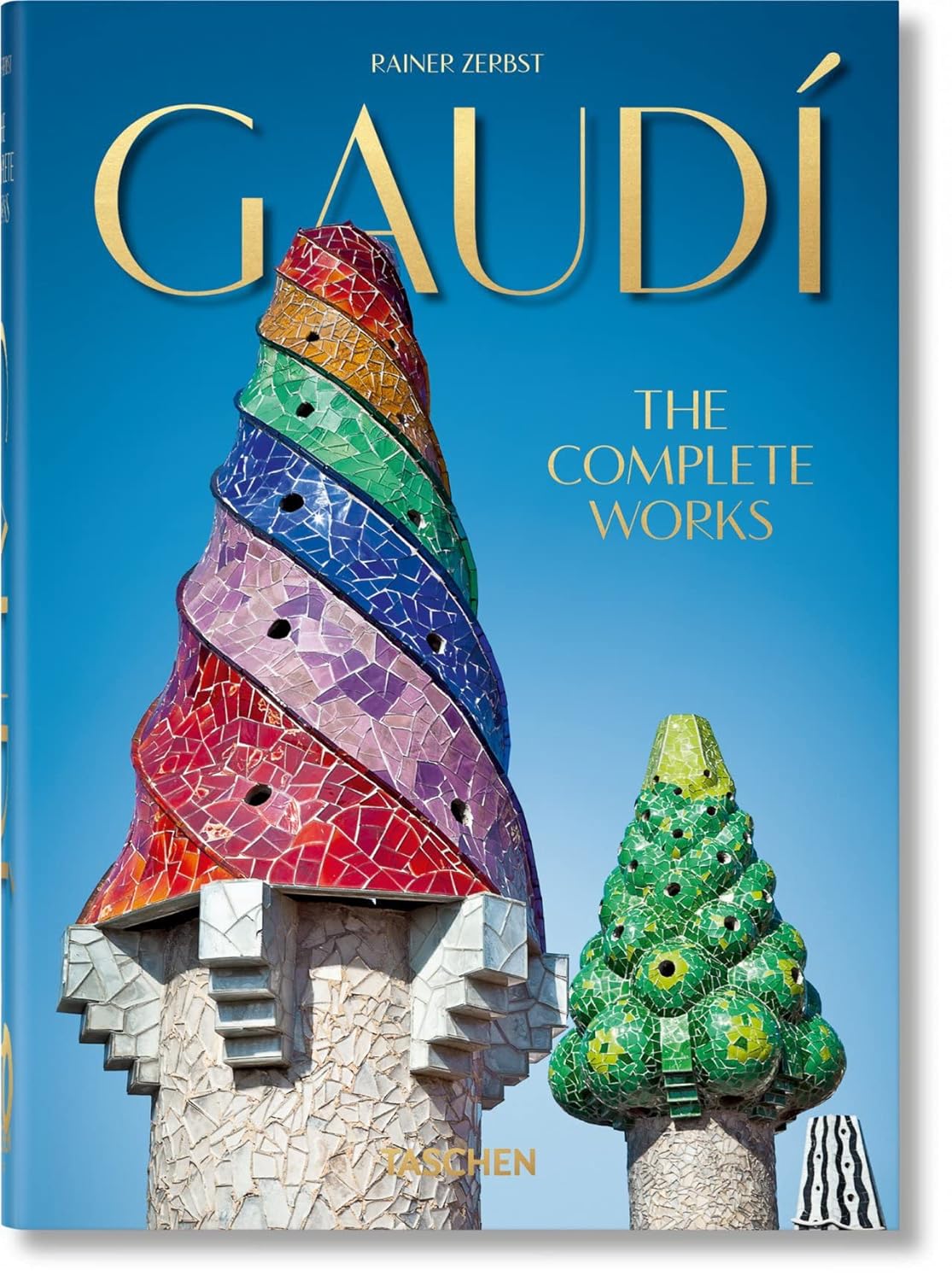 You are currently viewing Gaudí Book: Uncover the Genius of Antoni Gaudí